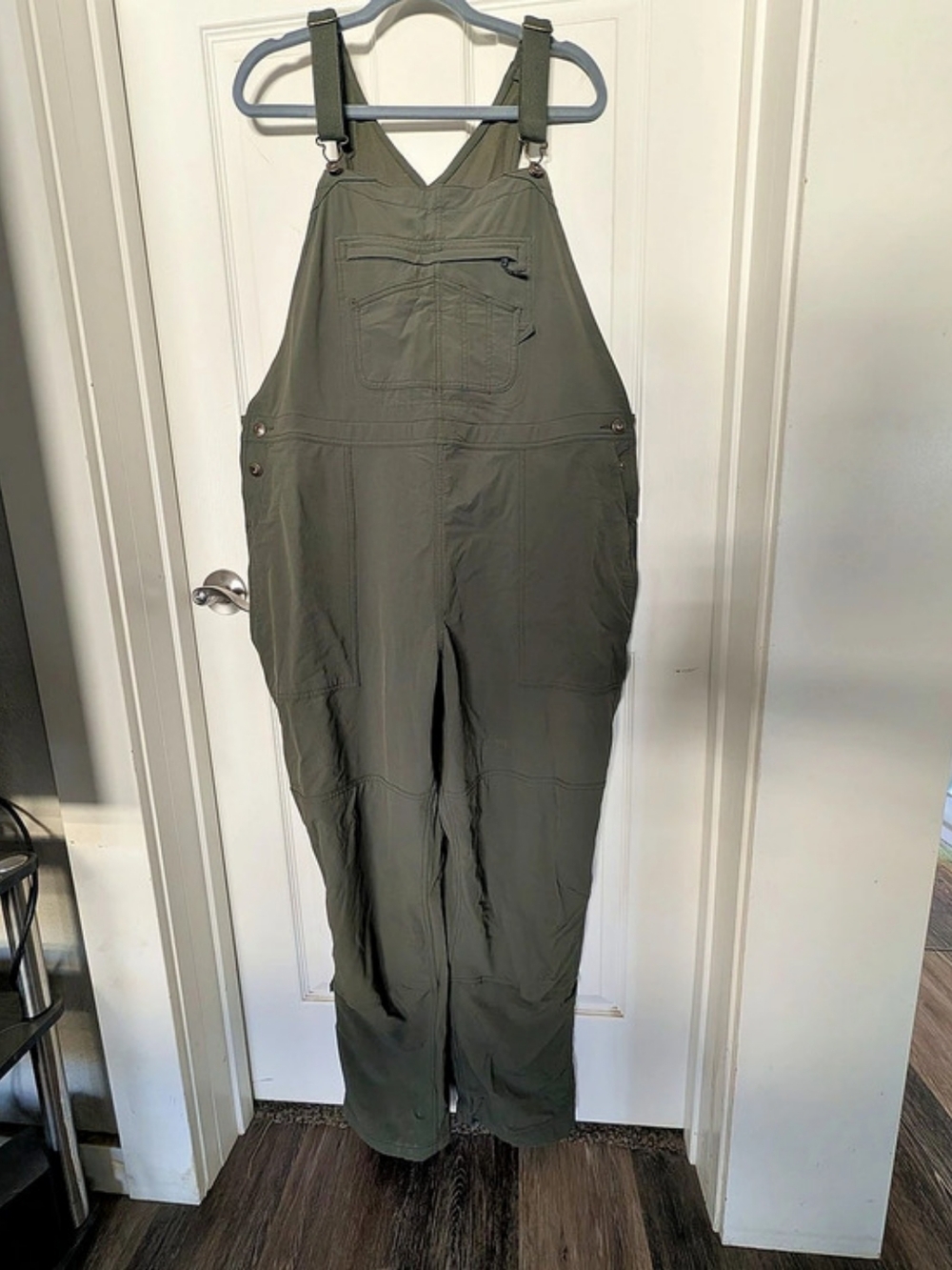 Duluth Trading Co. Women's Cargo Bib Overalls Green XL
